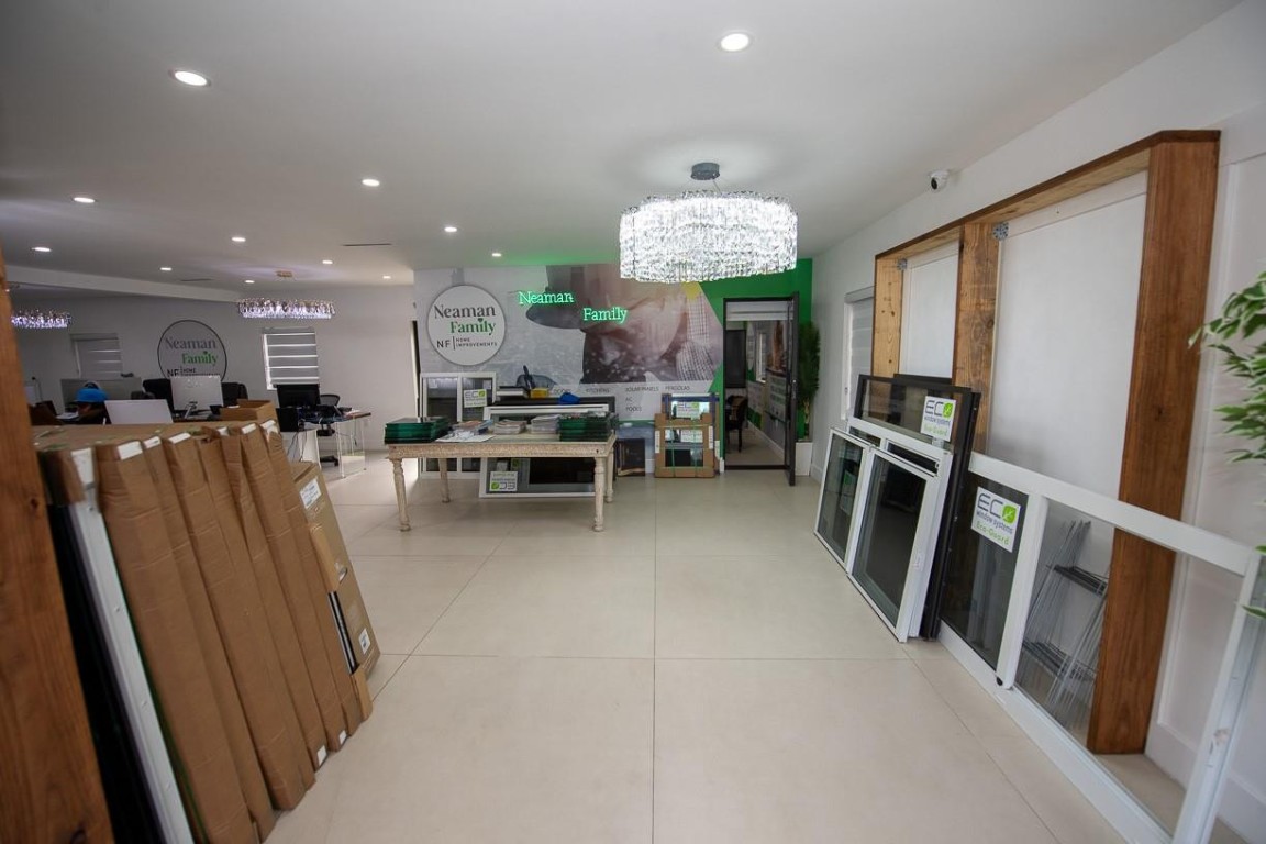 5738 W Hallandale Bch