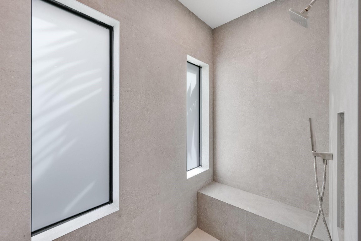 2015 NE 4th Wilton Manors, FL 33305