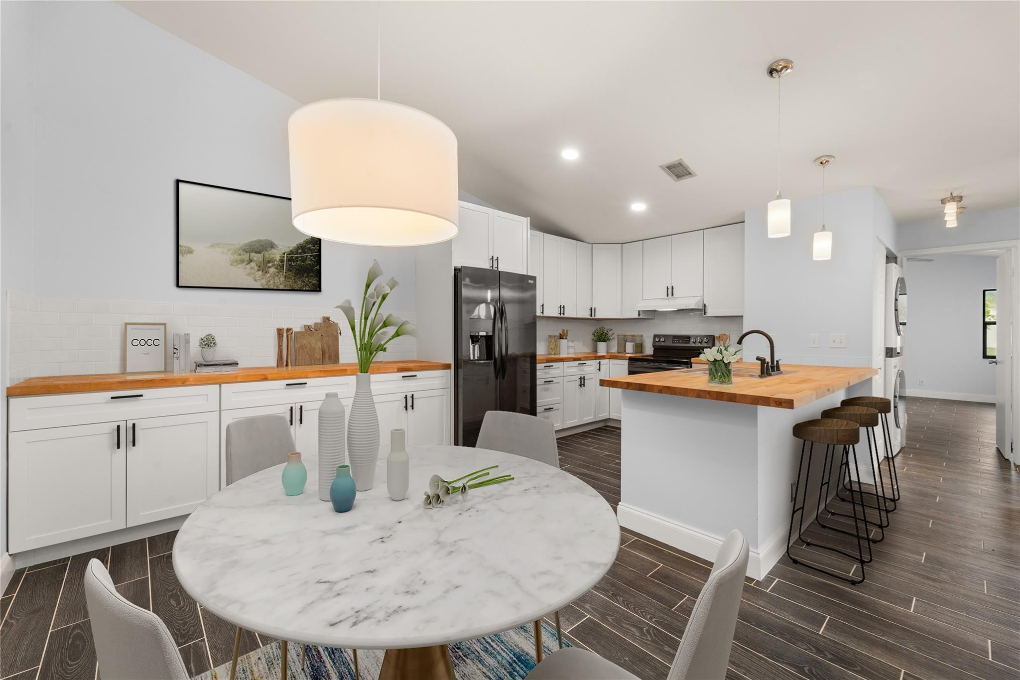 3094 S Oakland Frst #1702