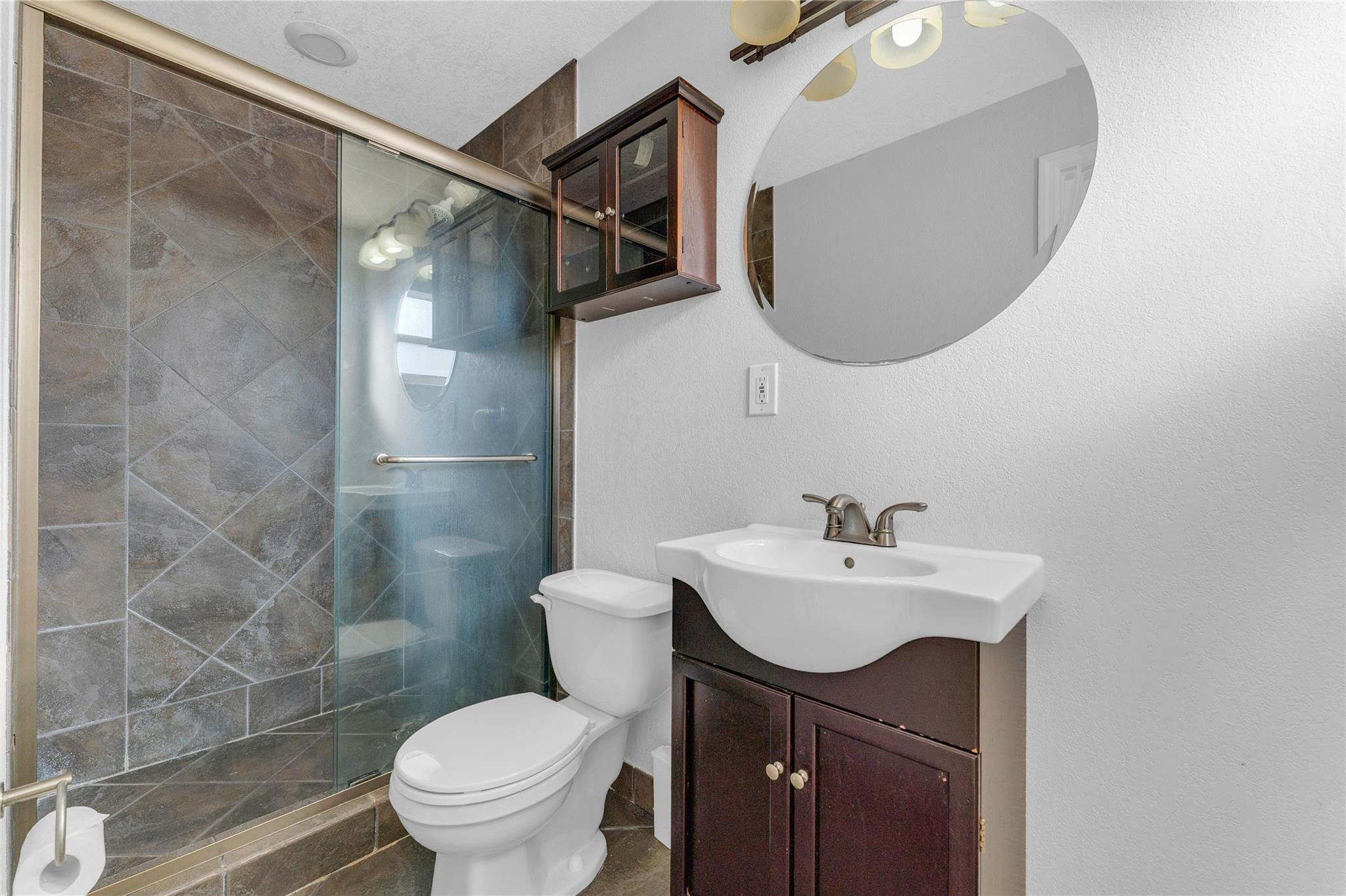 2132 SW 50th Fort Lauderdale, FL 33317