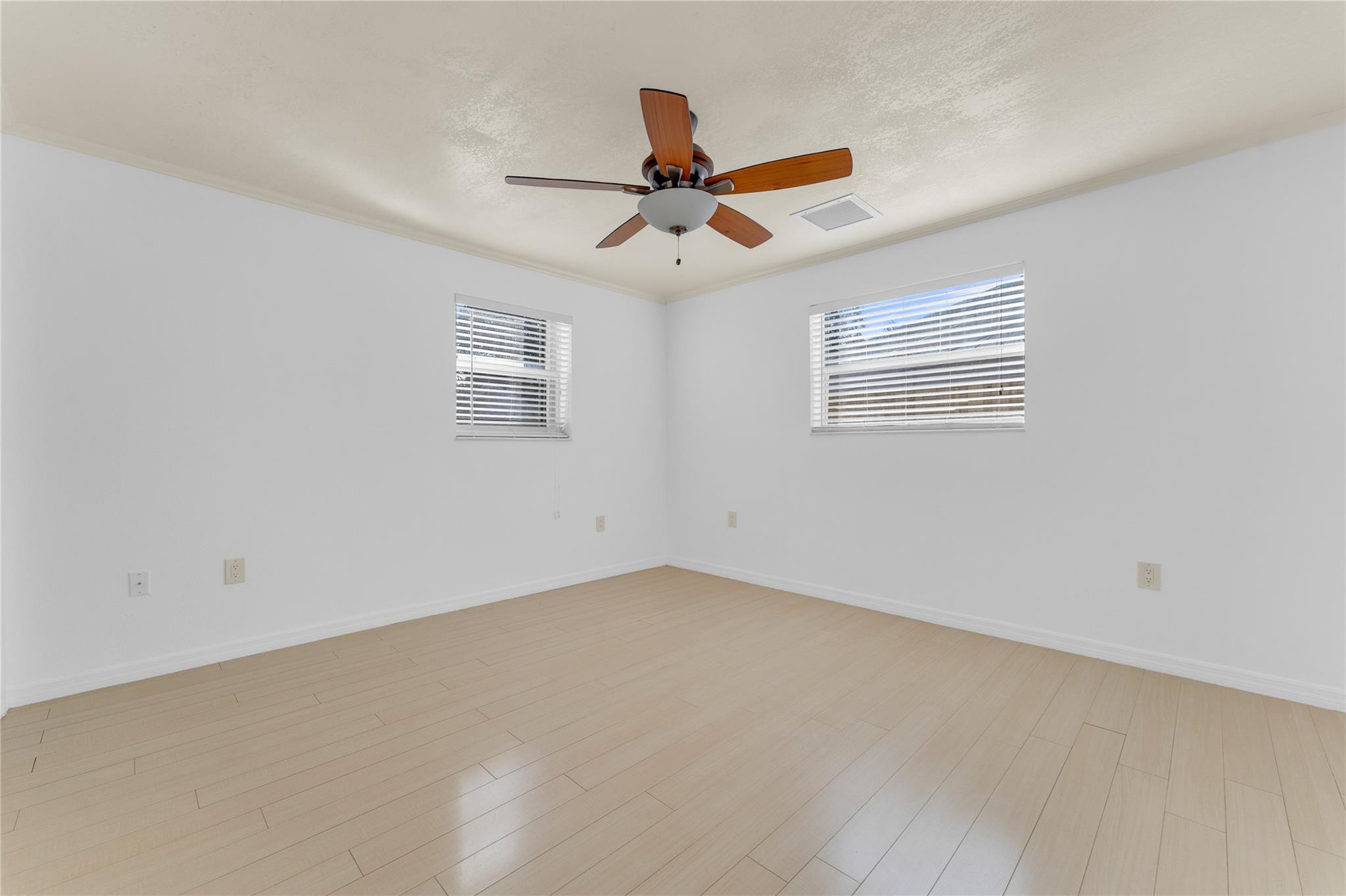 2132 SW 50th Fort Lauderdale, FL 33317