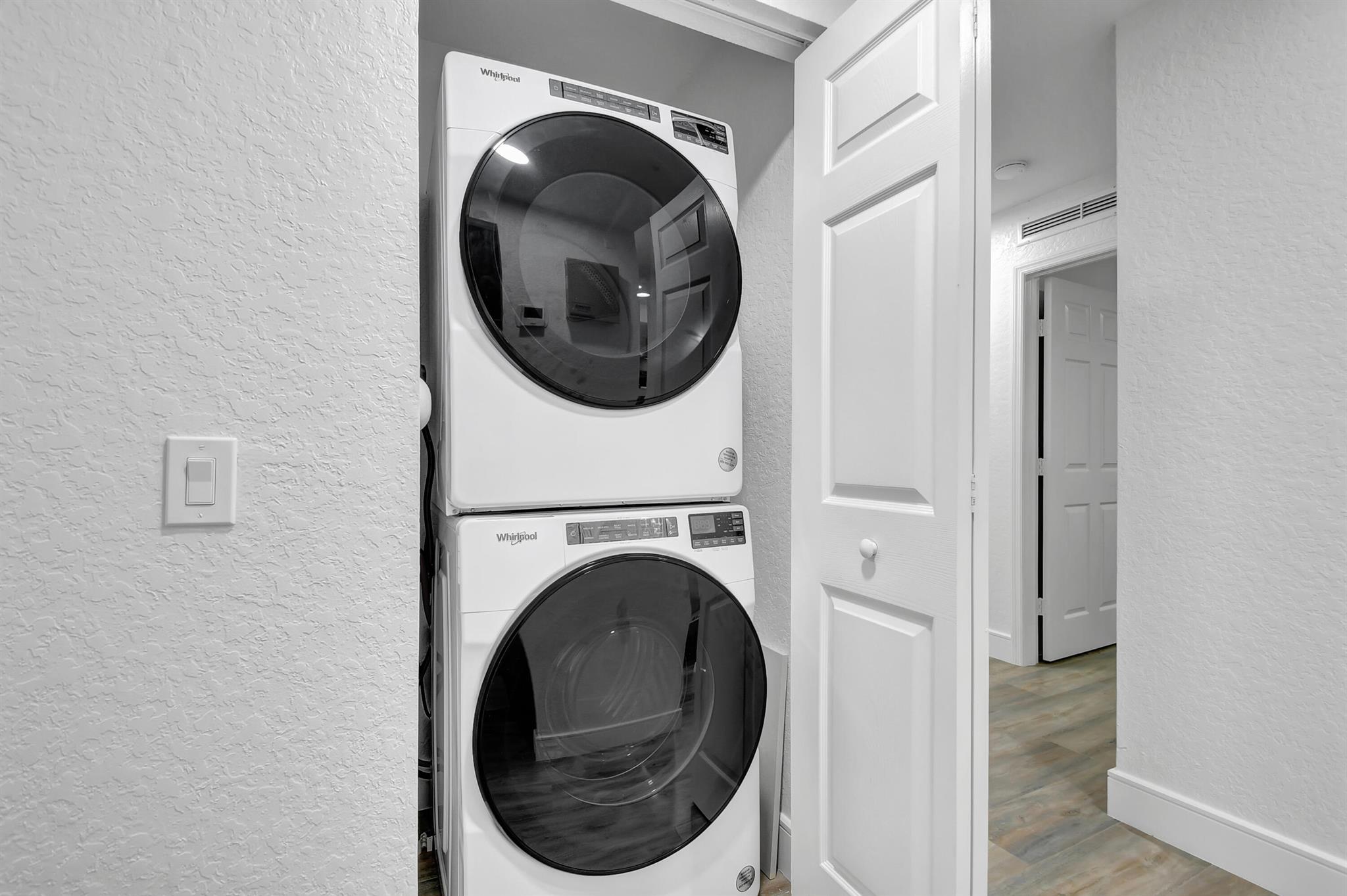 1640 Presidential Way #105,West Palm Beach, FL 33401