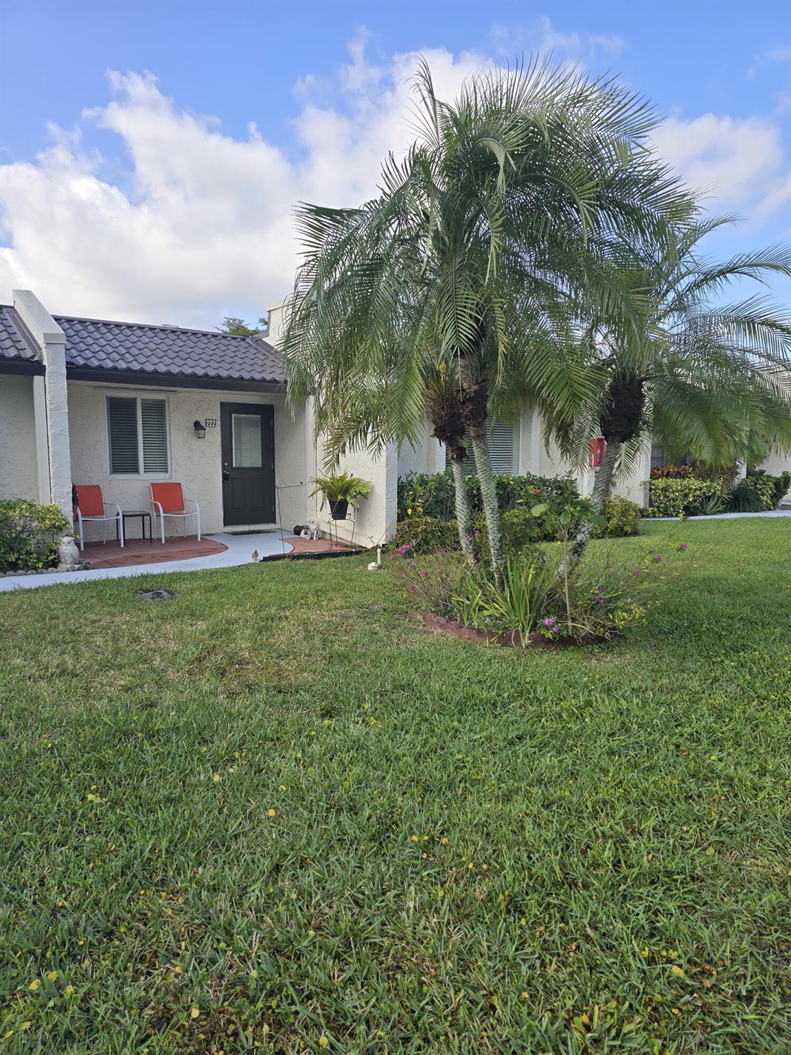 222 Lake Constance Dr