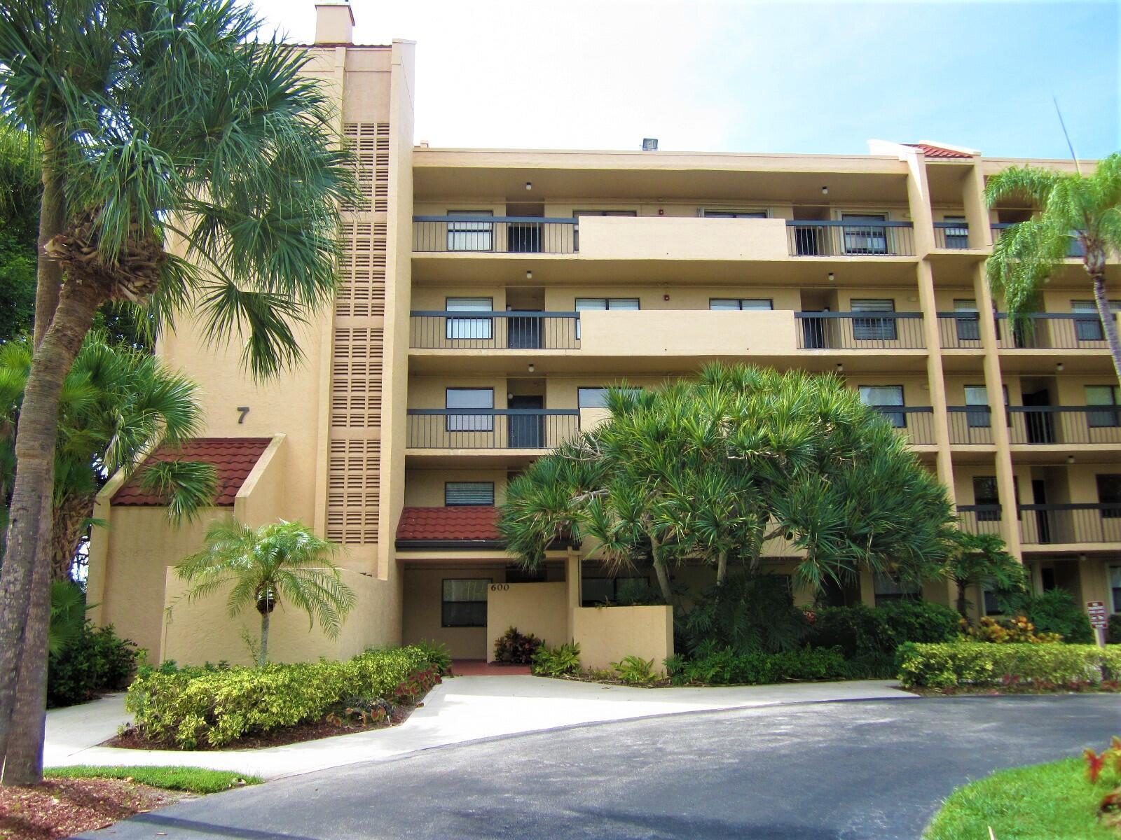 600 Egret Cir #7201