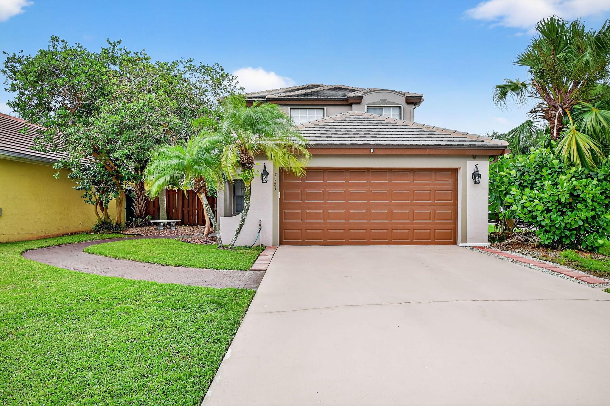 7553 Savannah Ln