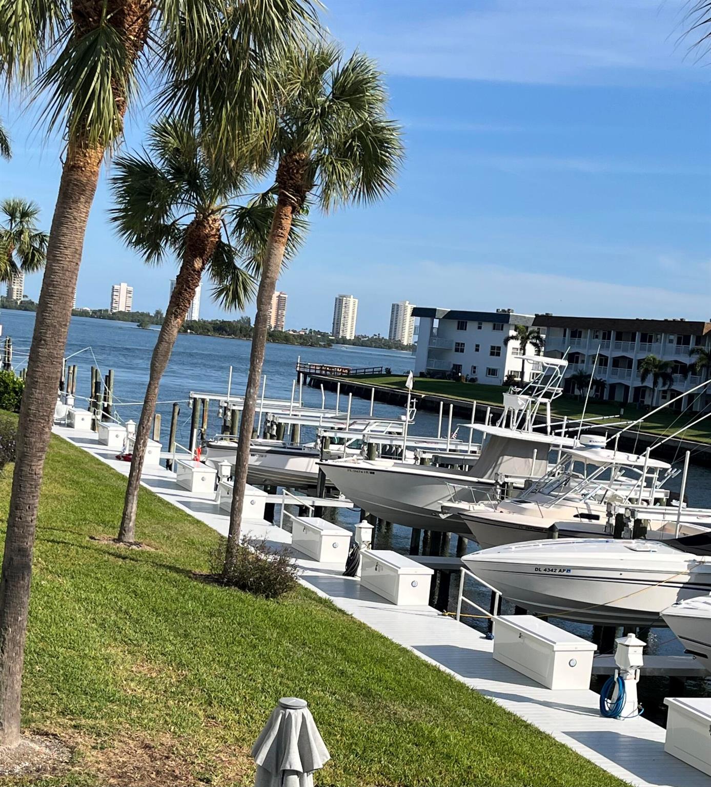 104 Paradise Harbour Blvd #305