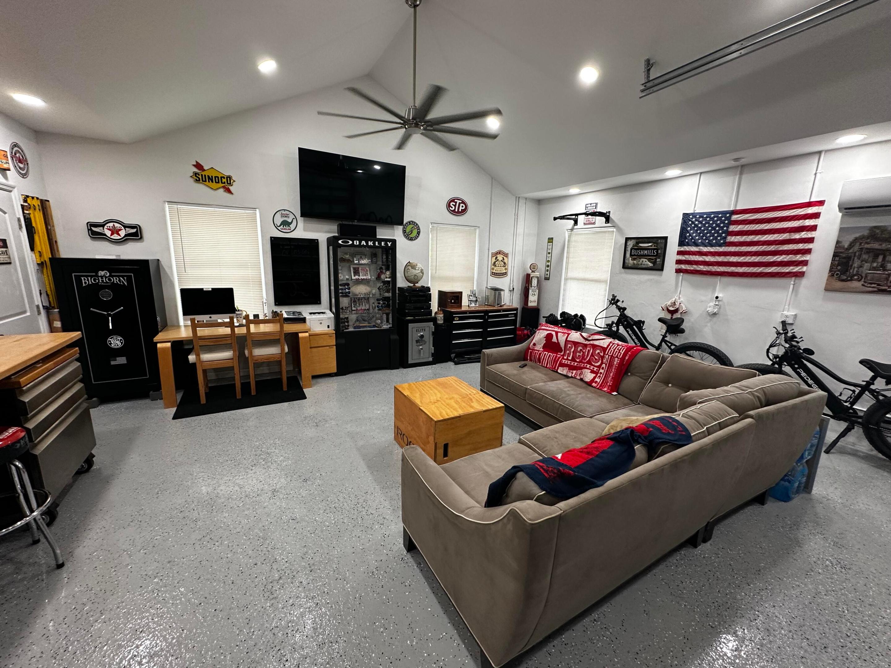 16239 121st Jupiter, FL 33478