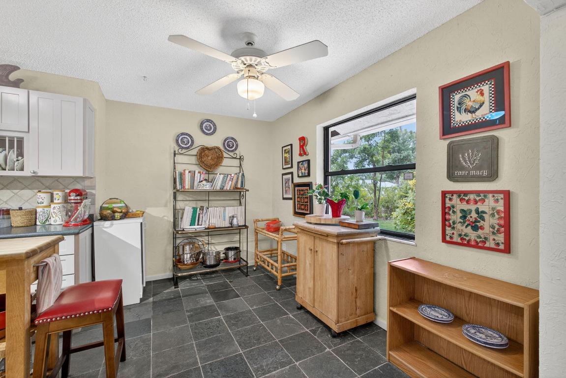 9472 SE Little Clb Way Jupiter, FL 33469