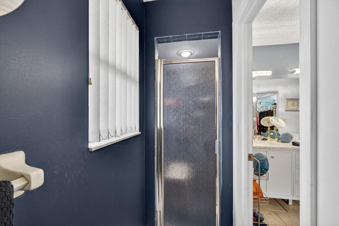 9472 SE Little Clb Way Jupiter, FL 33469