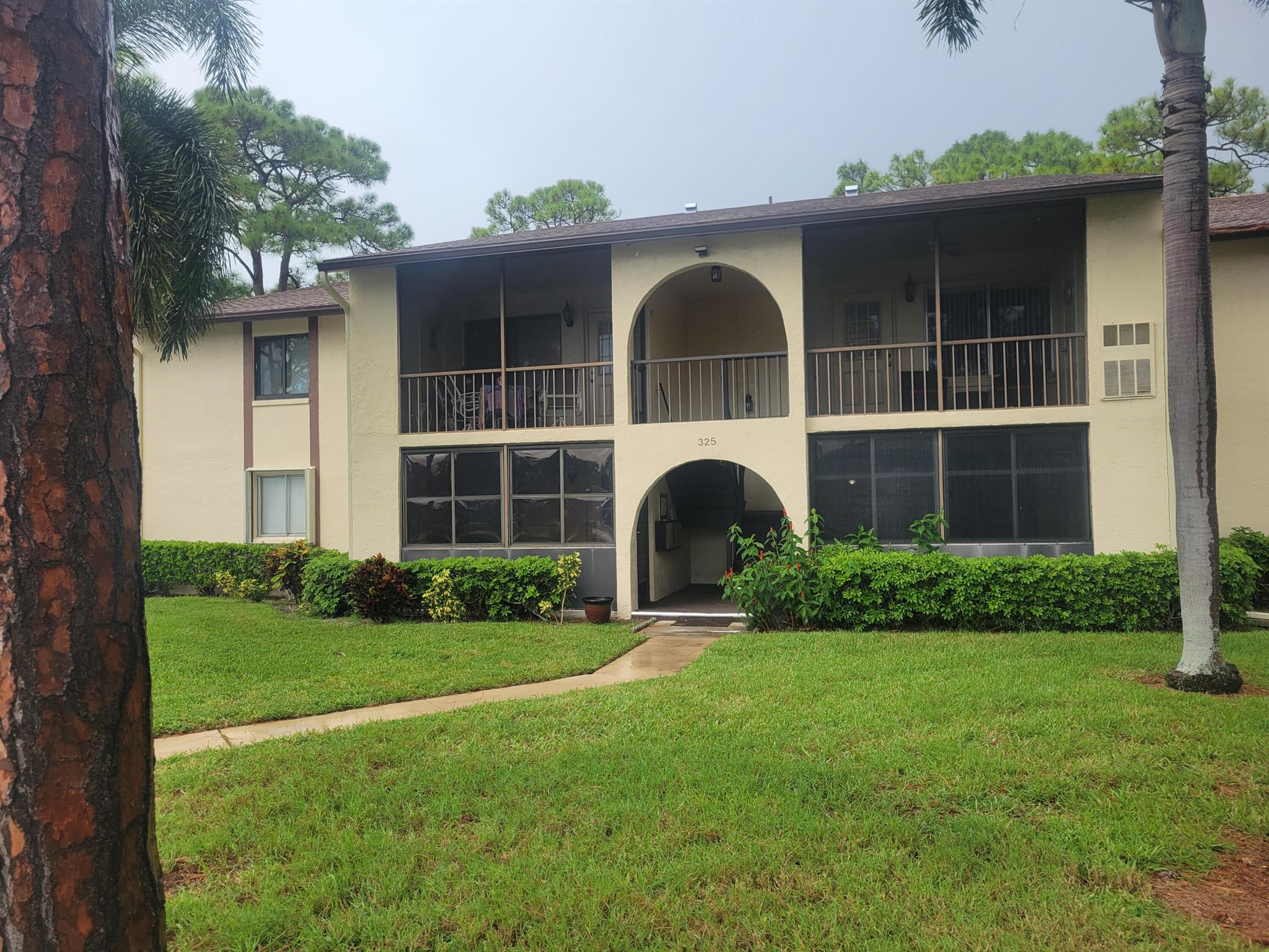 325 Knotty Pine Cir #B-2