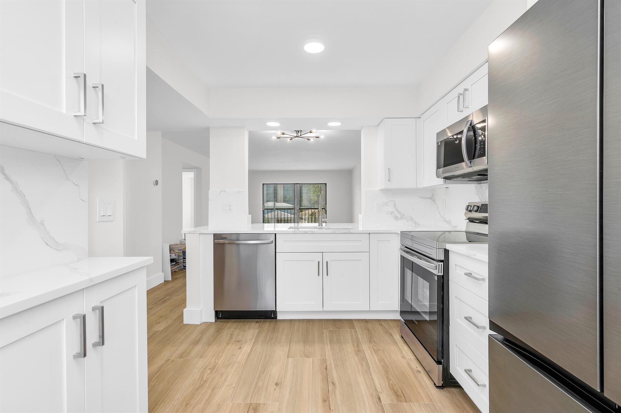 7290 Kinghurst Dr #301