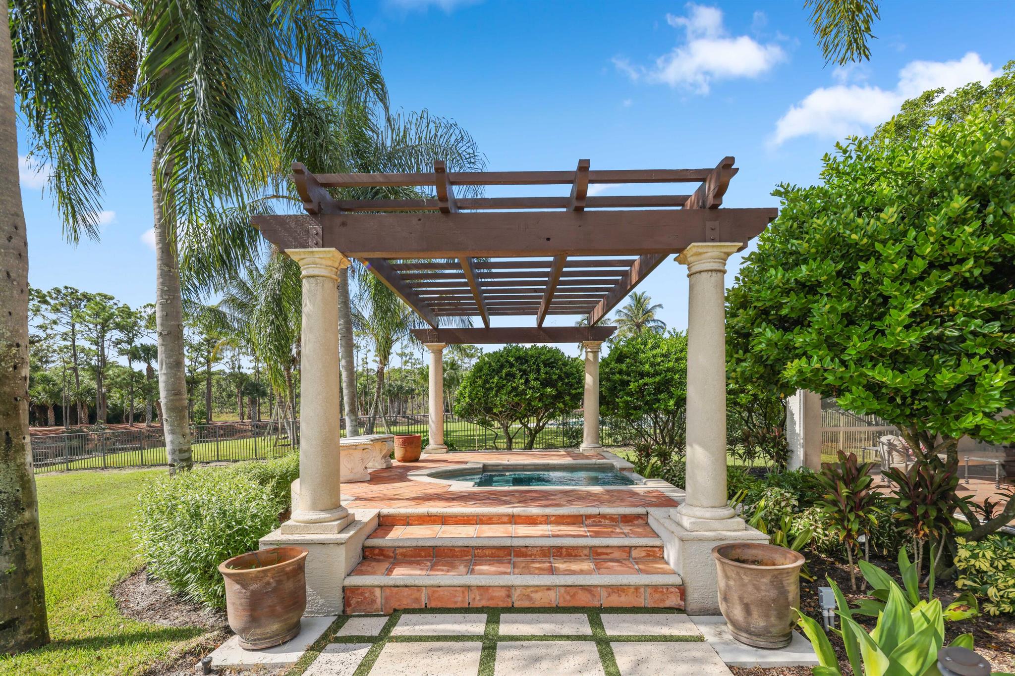 7500 Marsh Cv Palm Beach Gardens, FL 33418