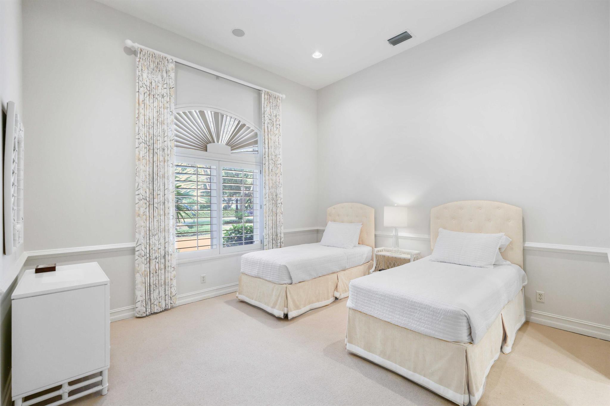 7500 Marsh Cv Palm Beach Gardens, FL 33418