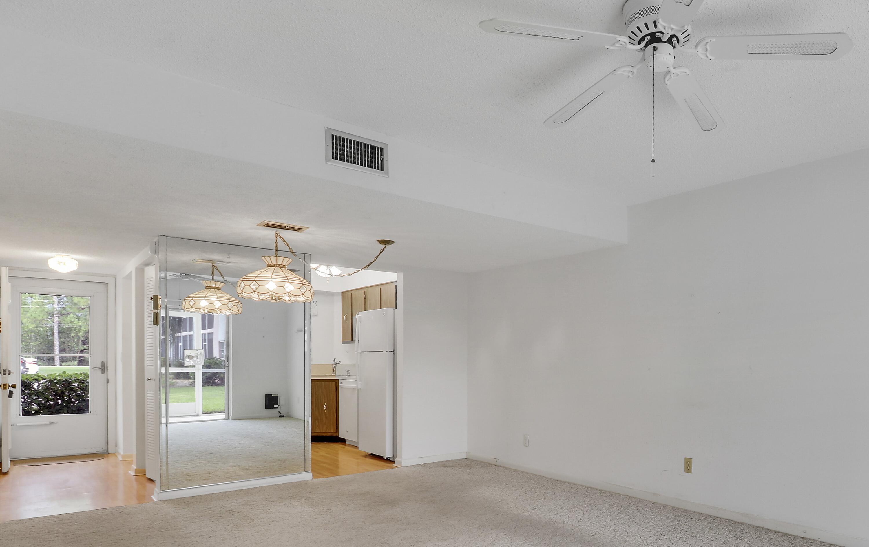 18081 SE Country Clb Dr #13-125 Jupiter, FL 33469