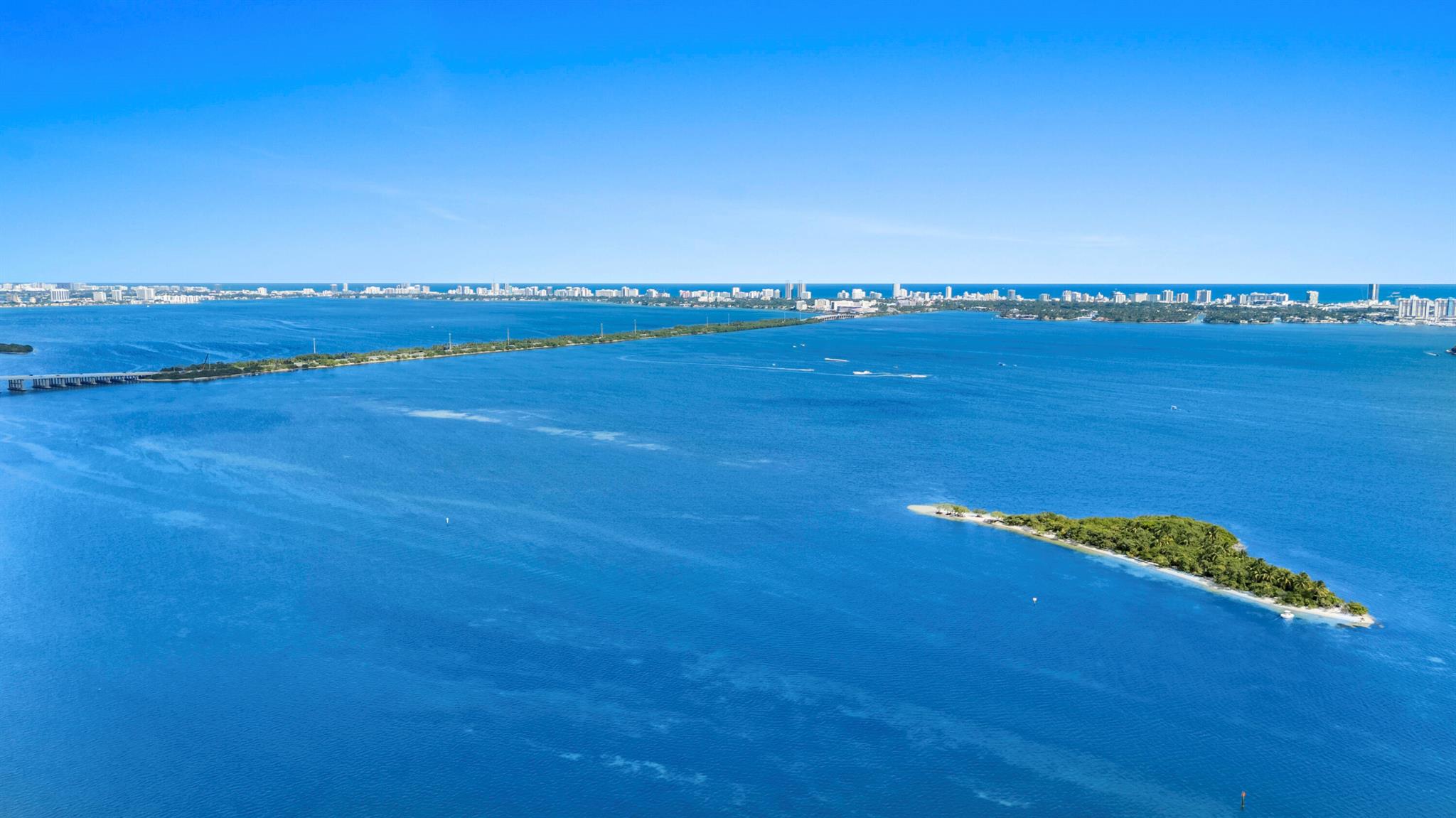 image 1800 Club Condo49