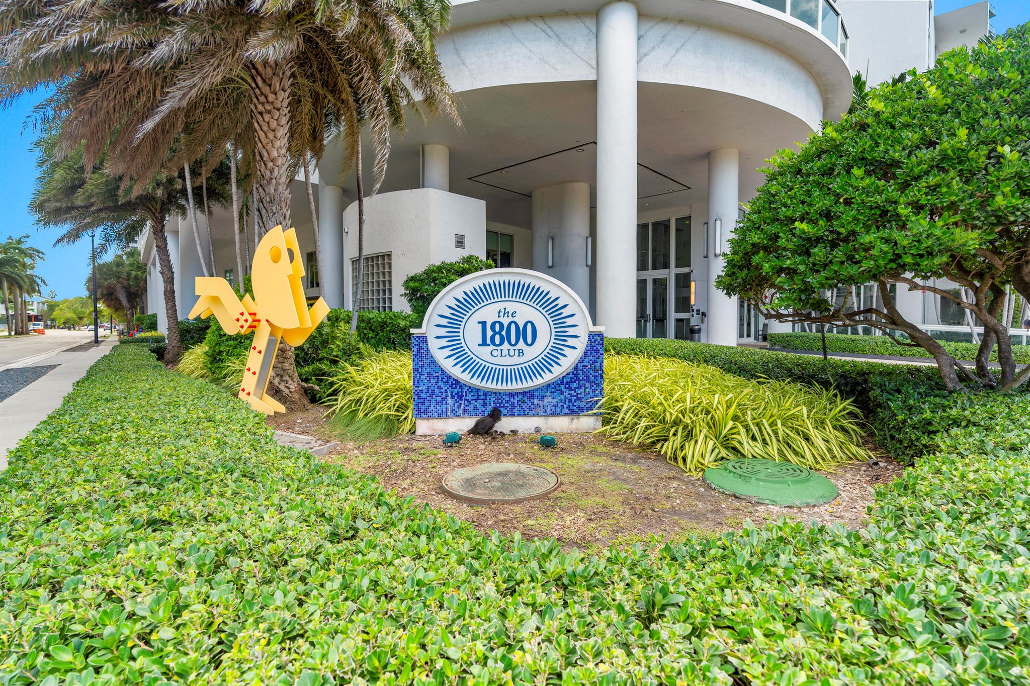 image 1800 Club Condo51