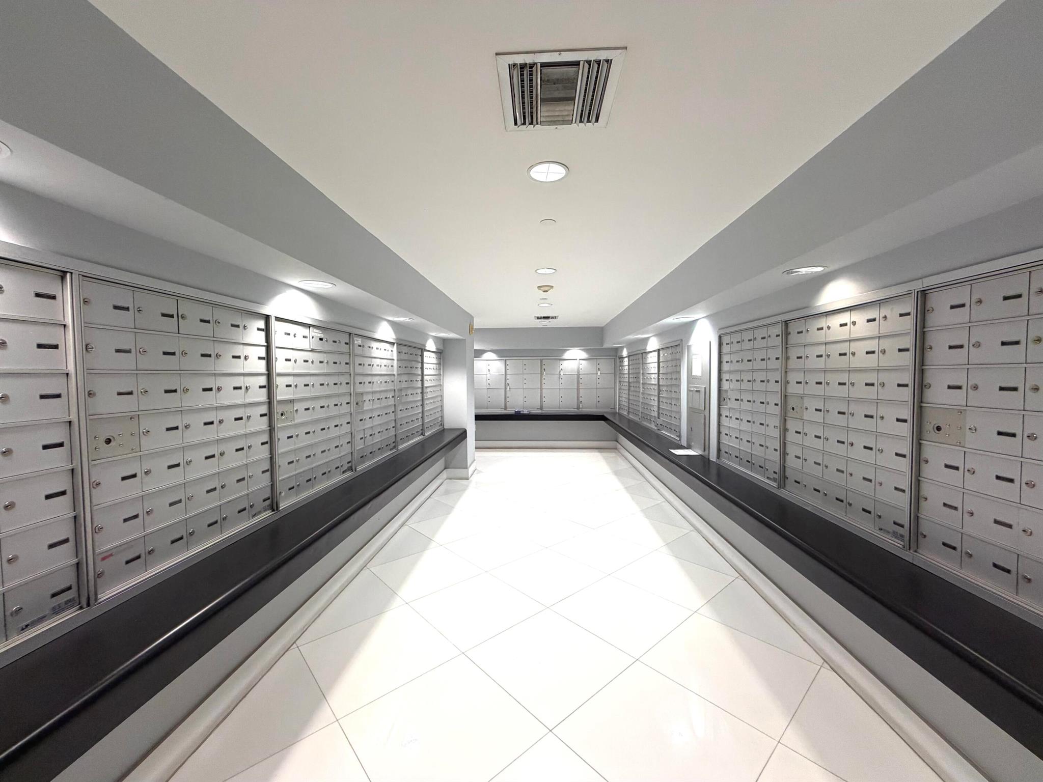 image 1800 Club Condo52