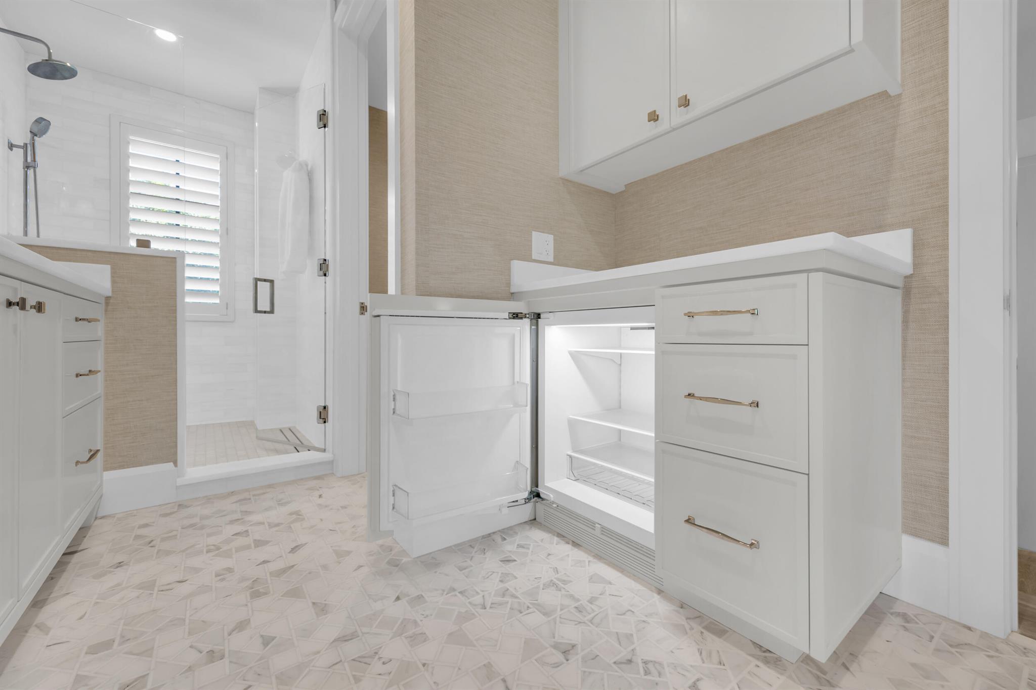 44 S Beach Rd Jupiter Island, FL 33455