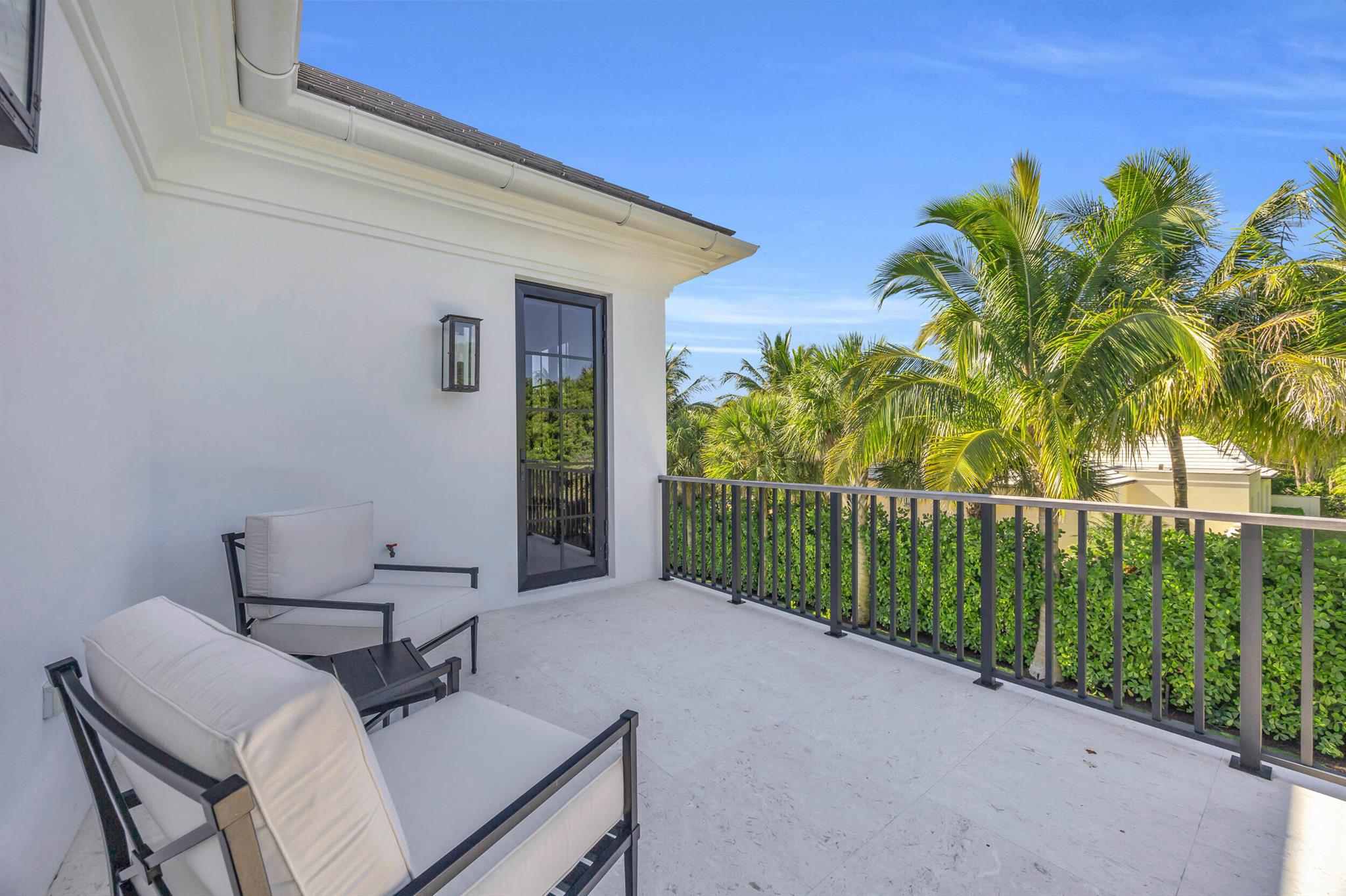44 S Beach Rd Jupiter Island, FL 33455