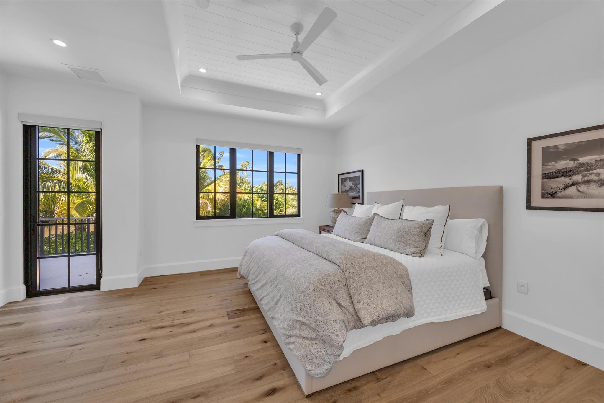 44 S Beach Rd Jupiter Island, FL 33455