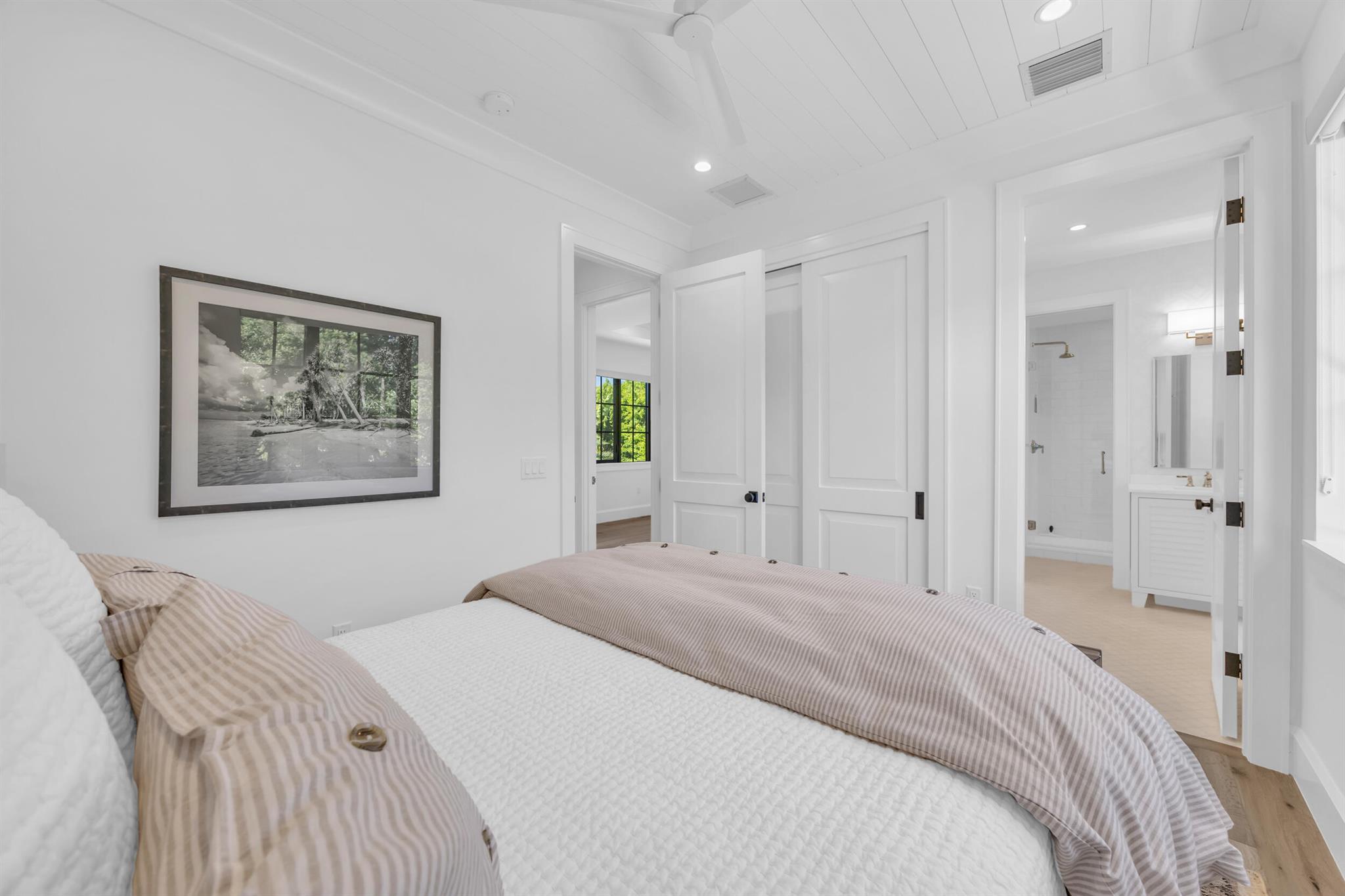 44 S Beach Rd Jupiter Island, FL 33455