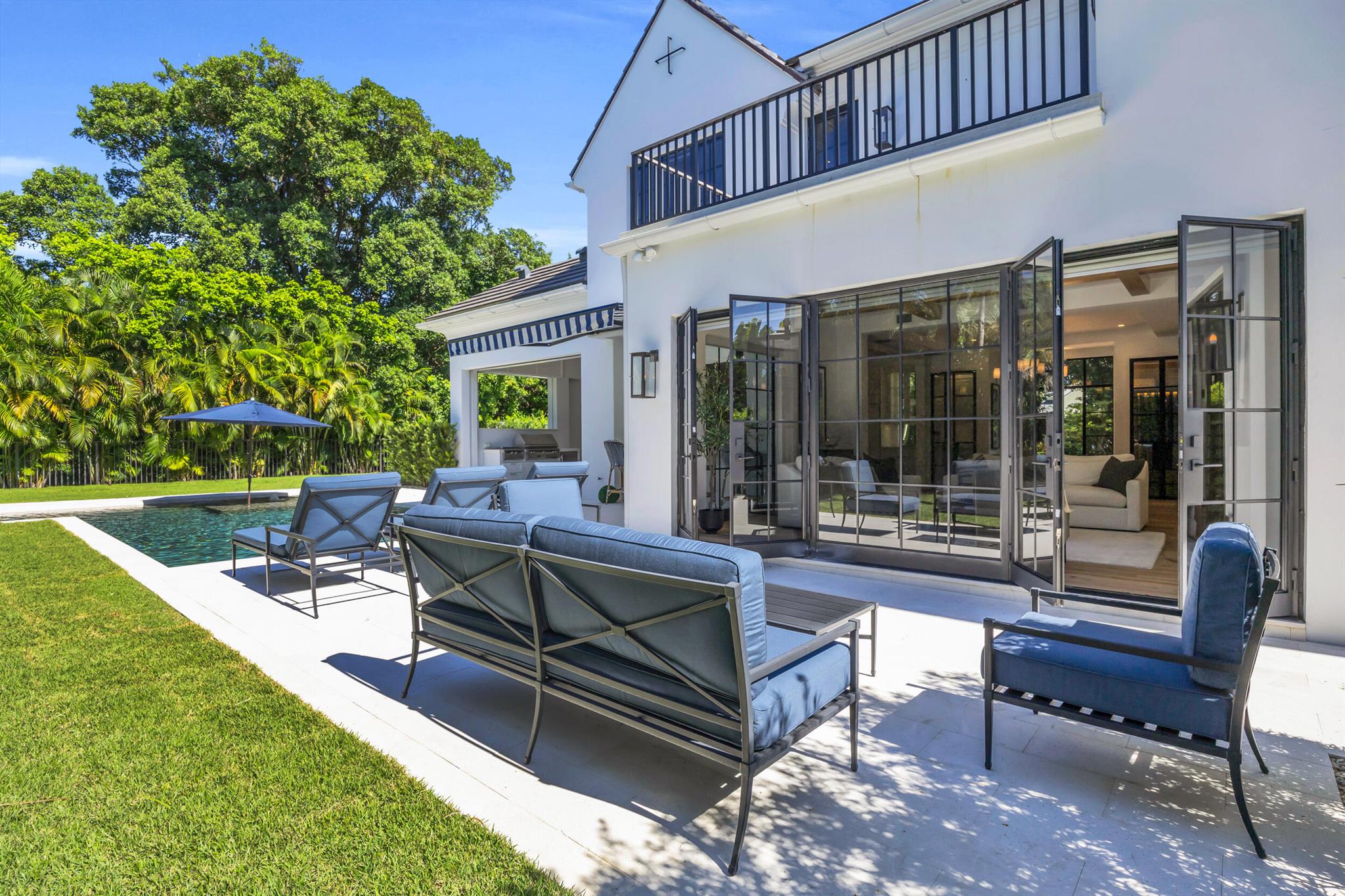 44 S Beach Rd Jupiter Island, FL 33455