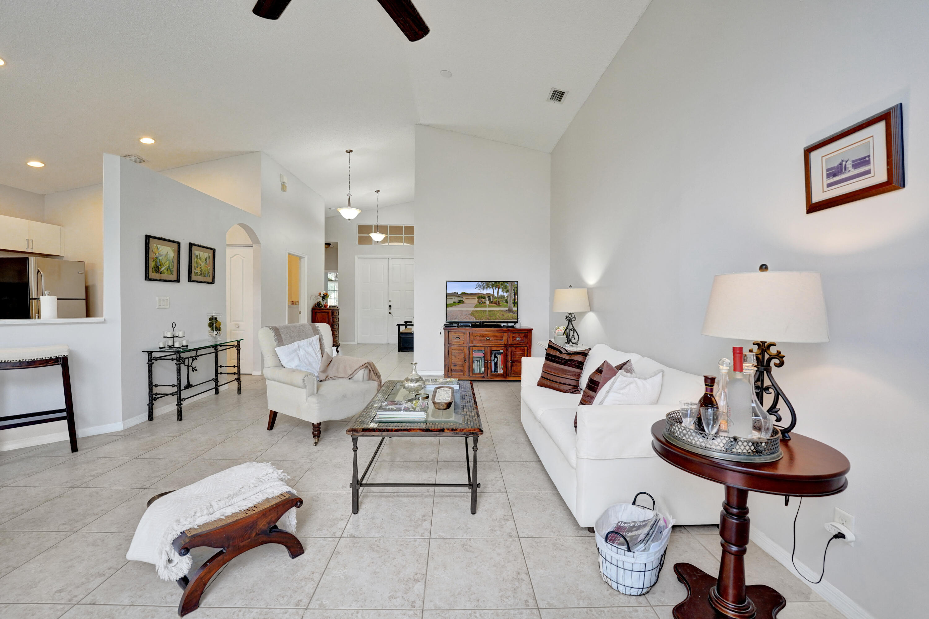 19405 SW 67th Pembroke Pines, FL 33332