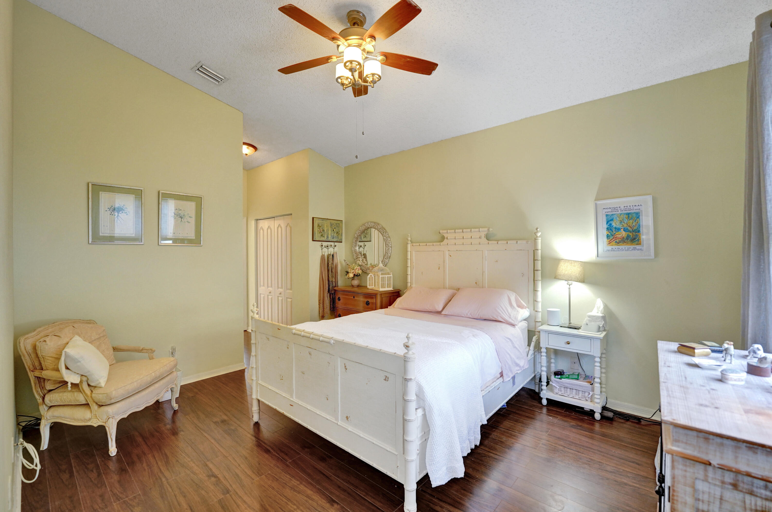 19405 SW 67th Pembroke Pines, FL 33332