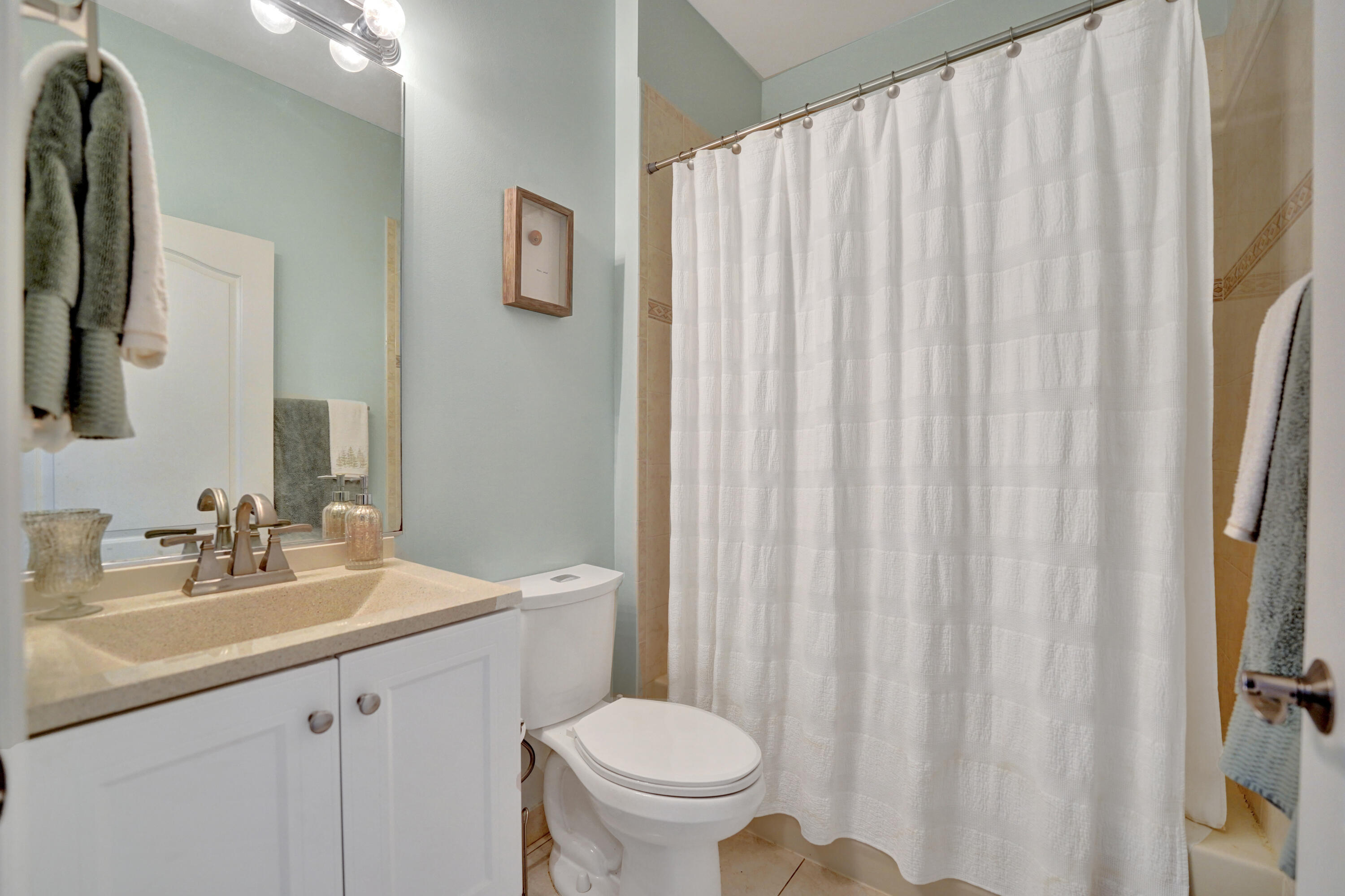 19405 SW 67th Pembroke Pines, FL 33332