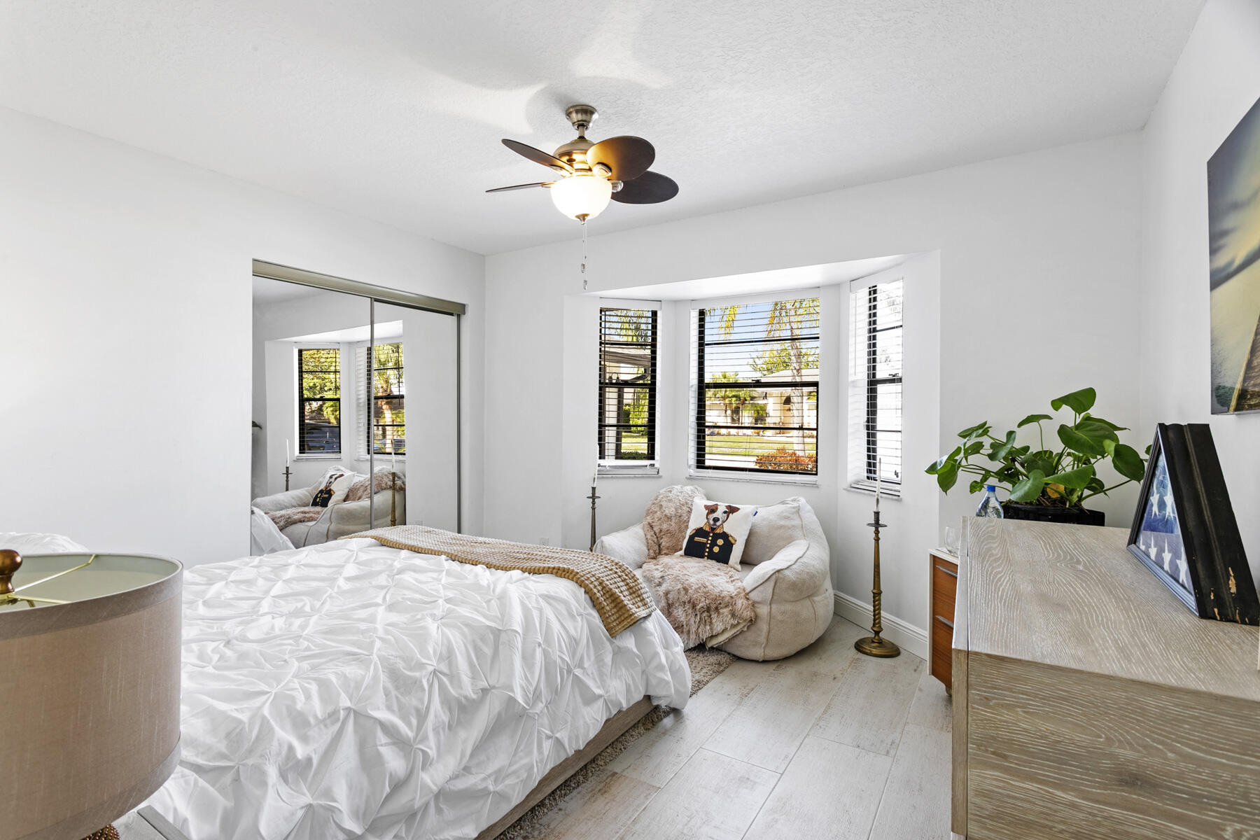 1855 Primrose Ln Wellington, FL 33414