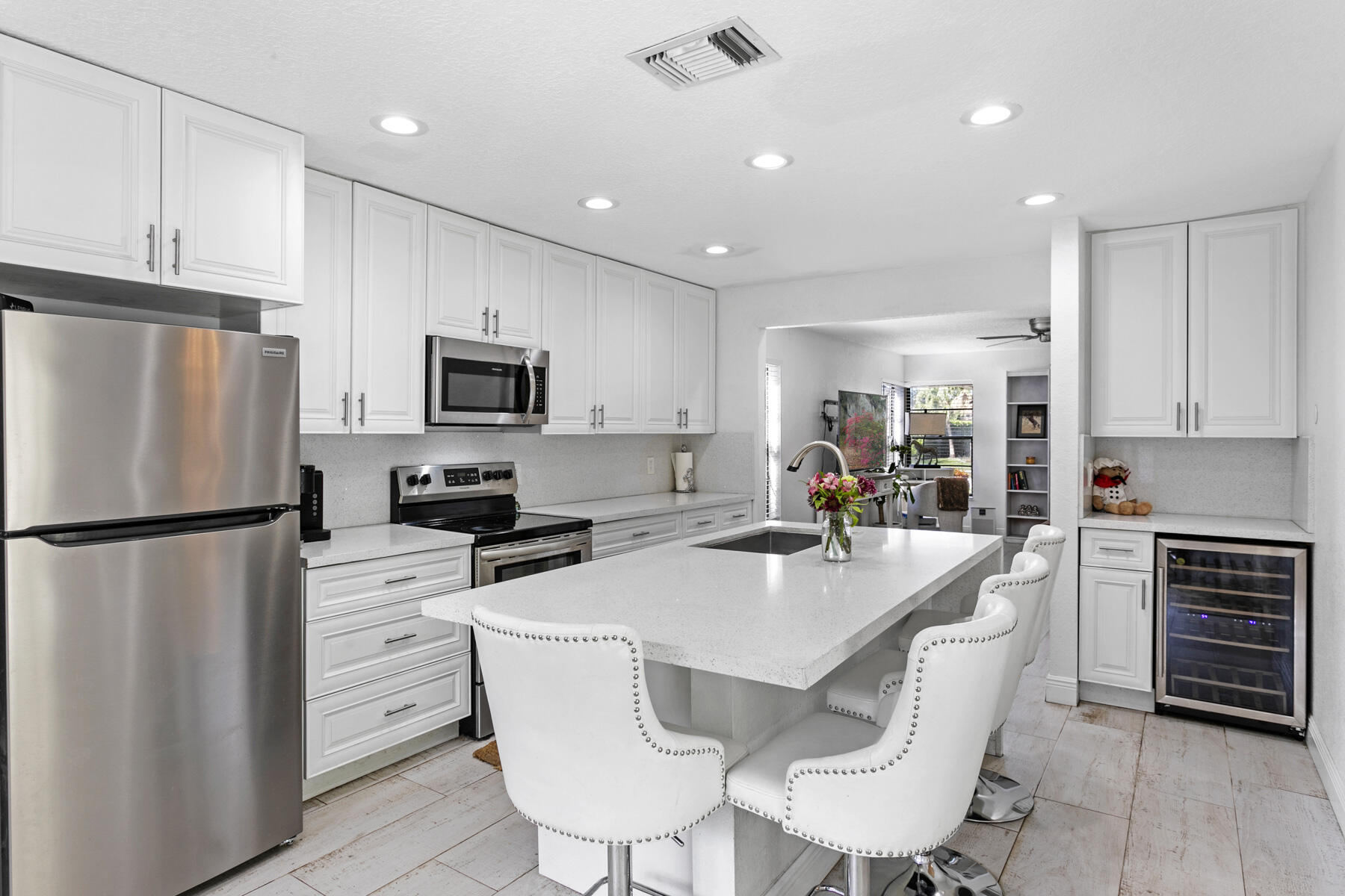 1855 Primrose Ln Wellington, FL 33414