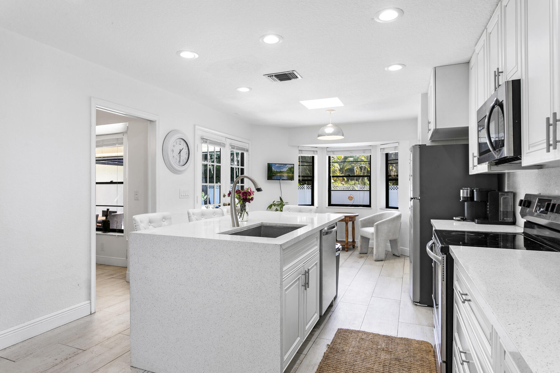 1855 Primrose Ln Wellington, FL 33414