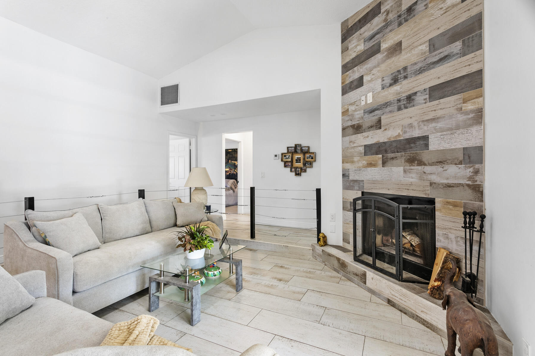 1855 Primrose Ln Wellington, FL 33414