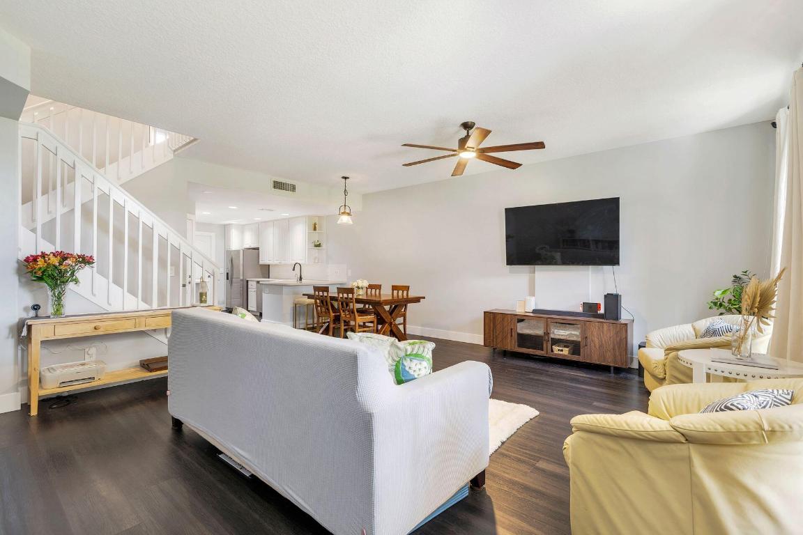 124 Ashley Jupiter, FL 33458