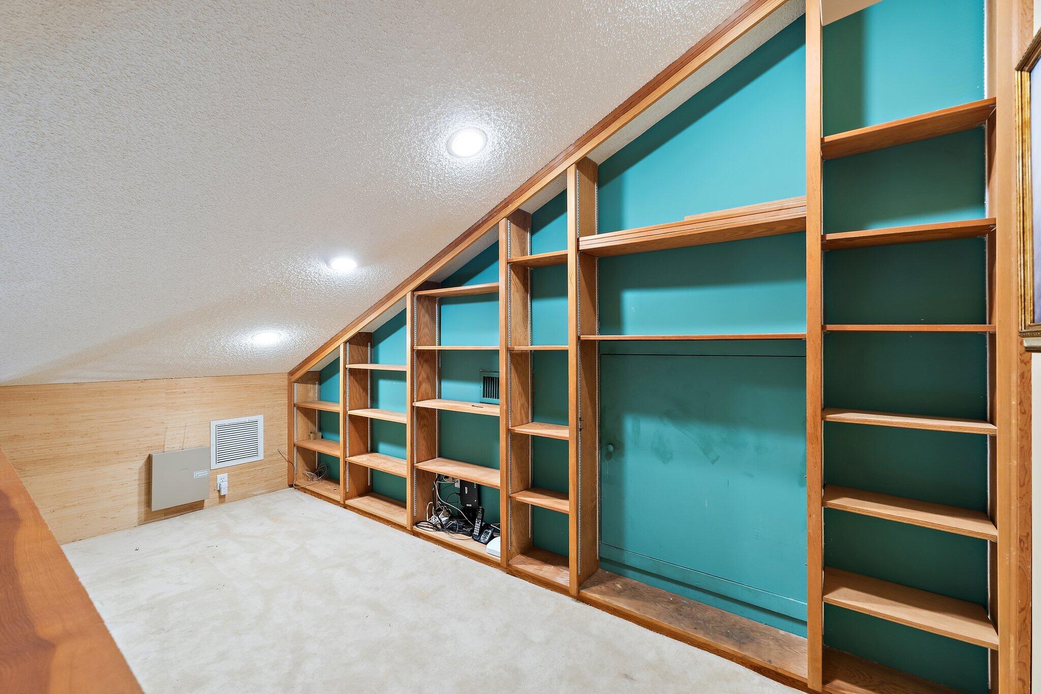 104 Sand Pine Jupiter, FL 33477