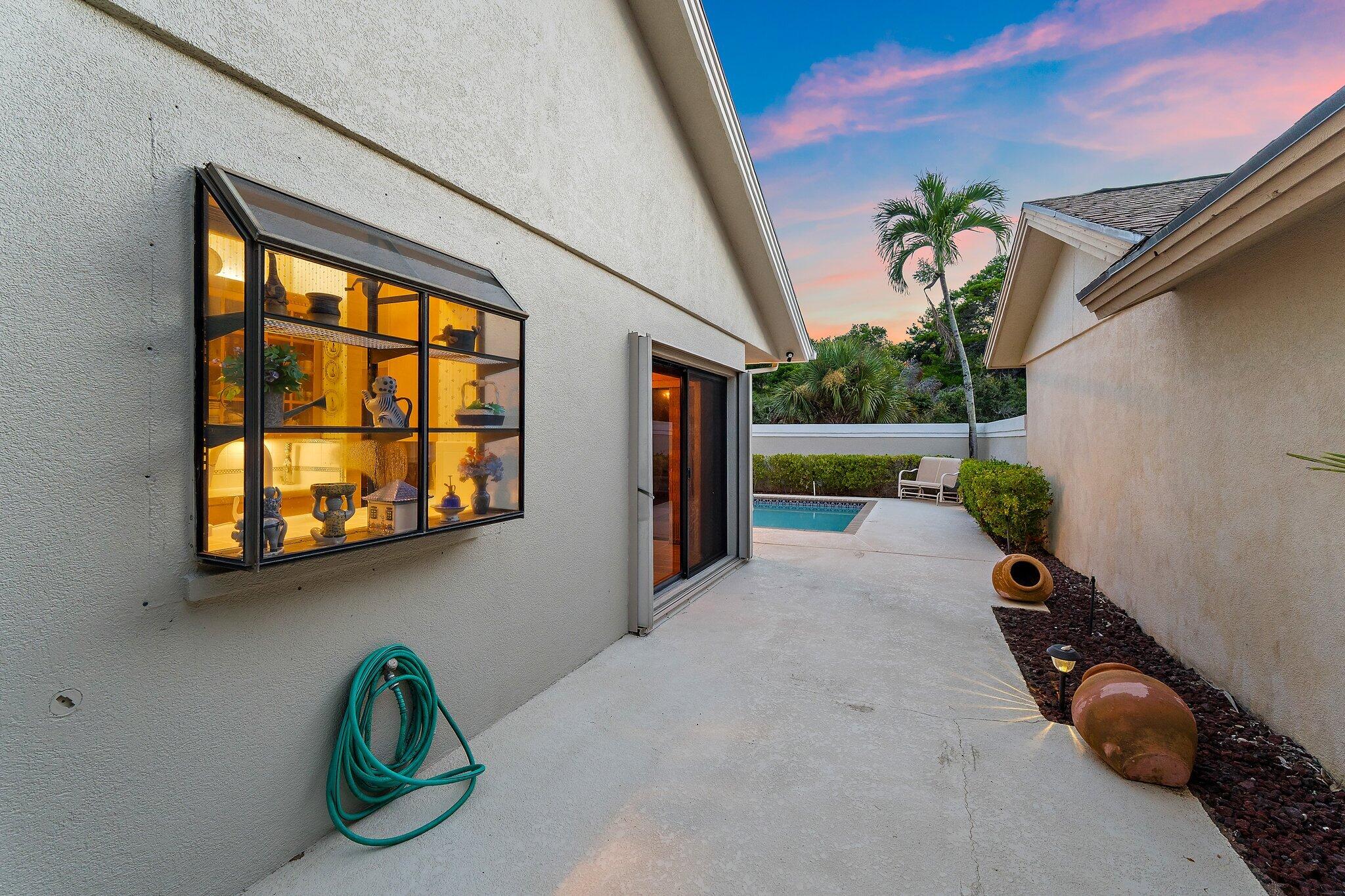 104 Sand Pine Jupiter, FL 33477