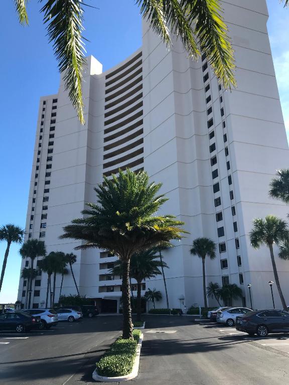 5200 N Flagler #1202