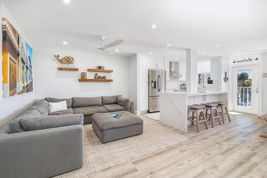 108 Paradise Harbour #210