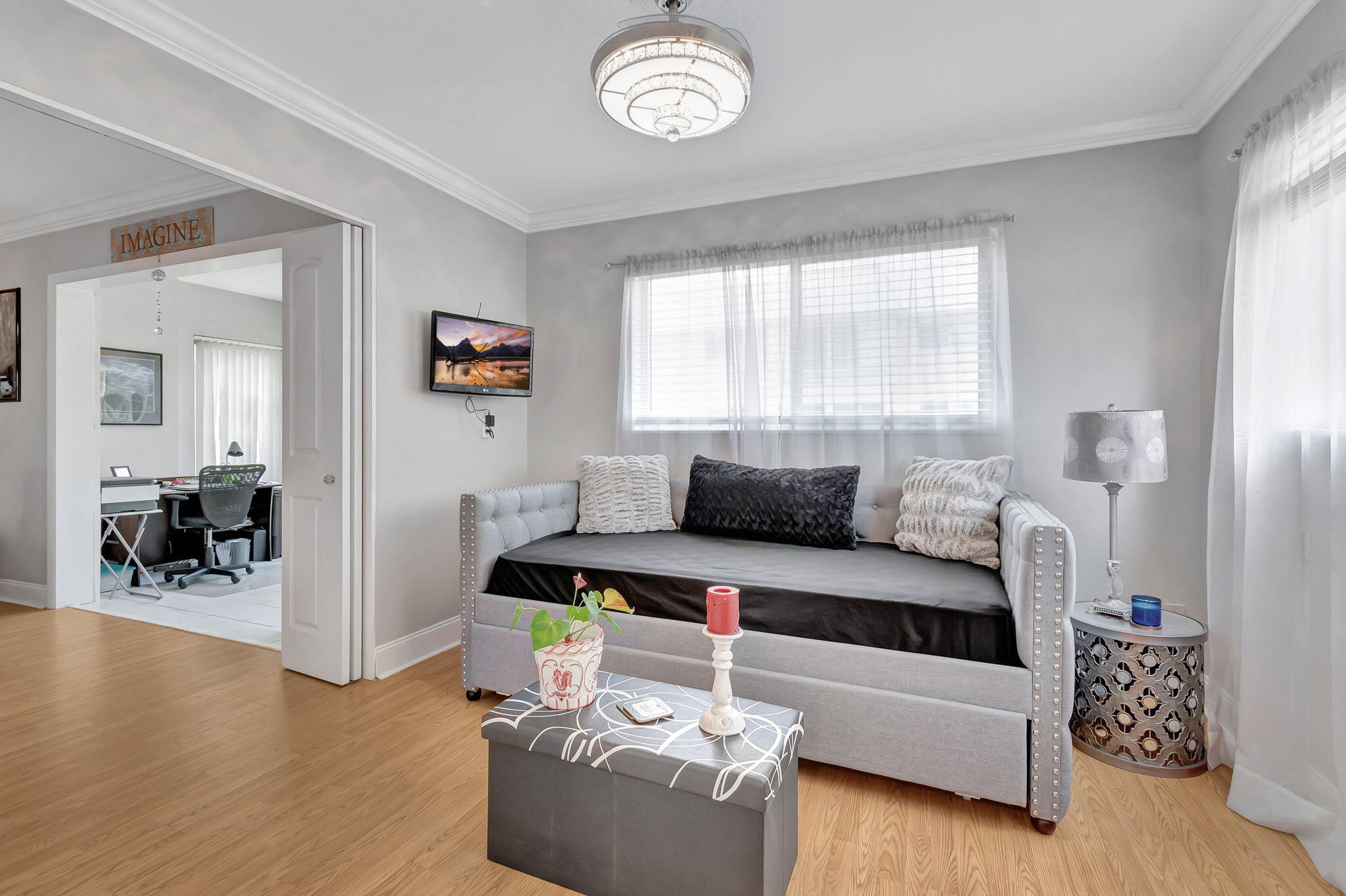 17 Colonial Clb #205 Boynton Beach, FL 33435