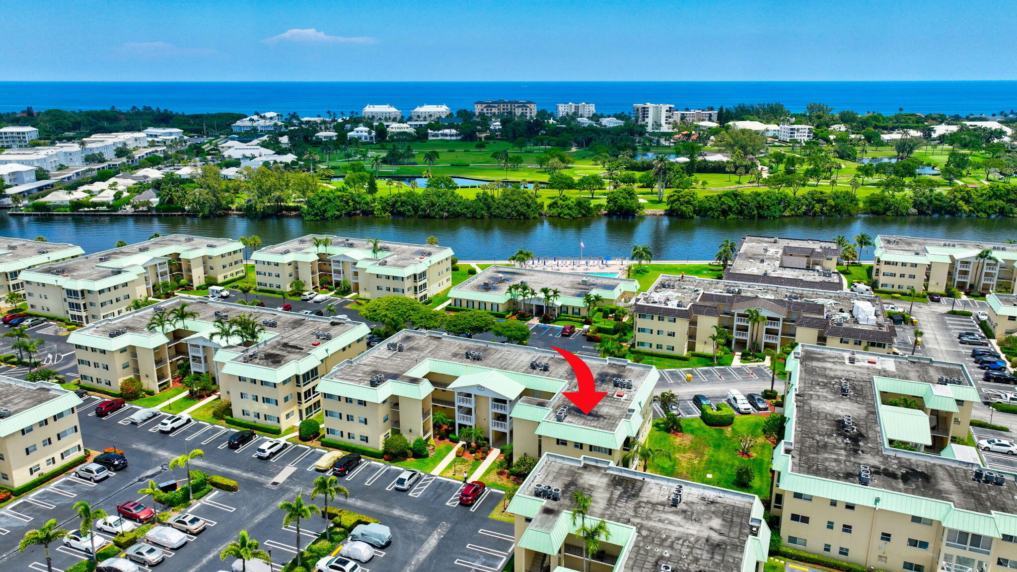 17 Colonial Clb #205 Boynton Beach, FL 33435