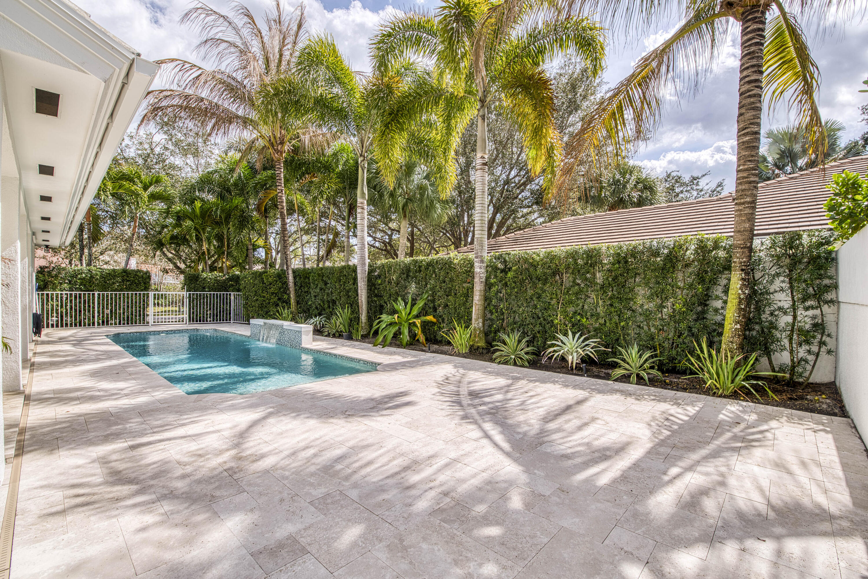 6163 Winding Lk Jupiter, FL 33458