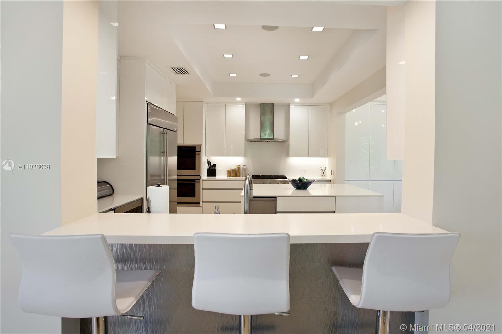 7370 Los Pinos Blvd Coral Gables, FL 33143