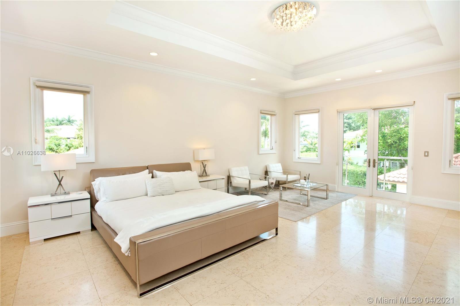 7370 Los Pinos Blvd Coral Gables, FL 33143