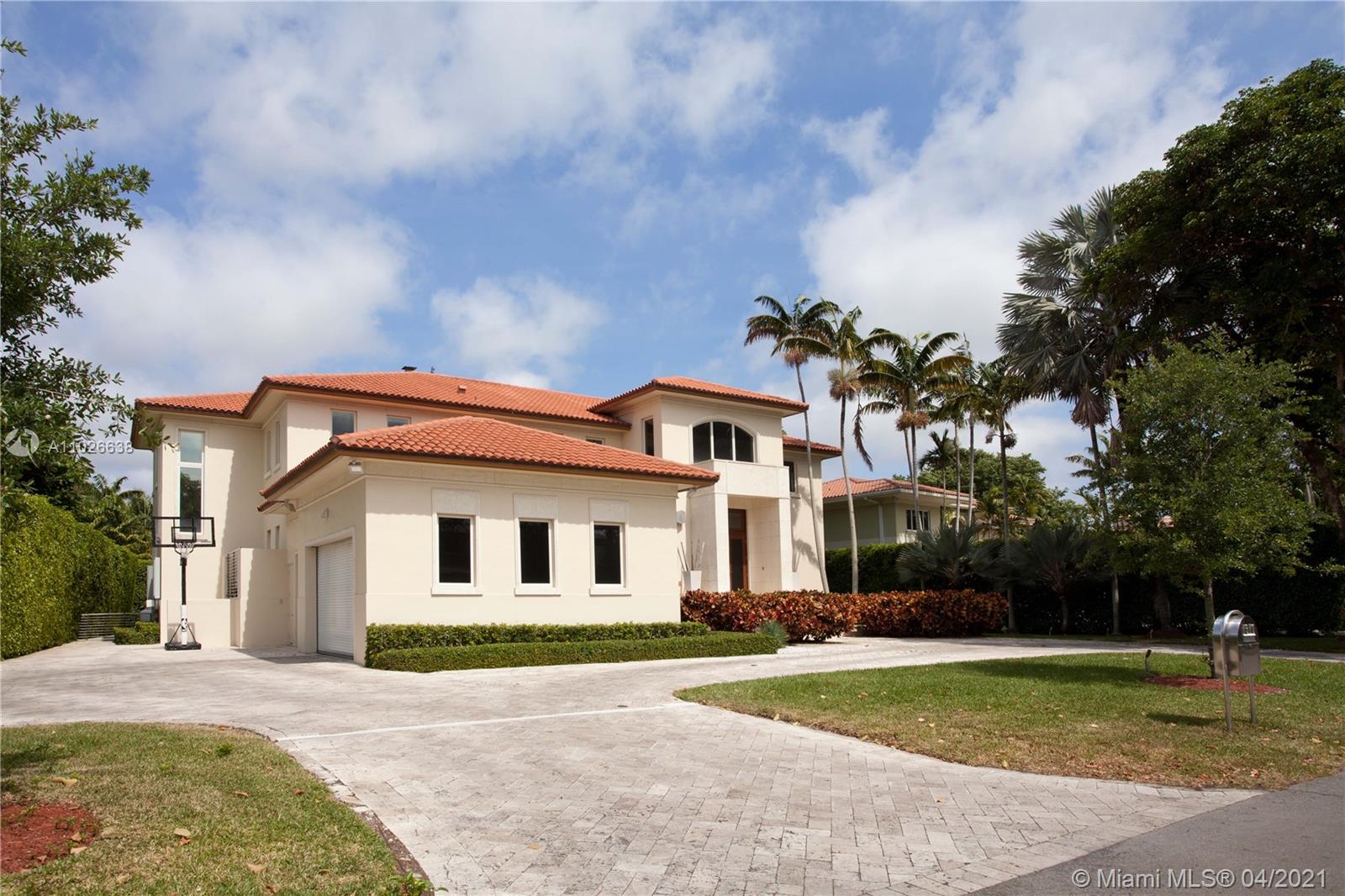7370 Los Pinos Blvd Coral Gables, FL 33143