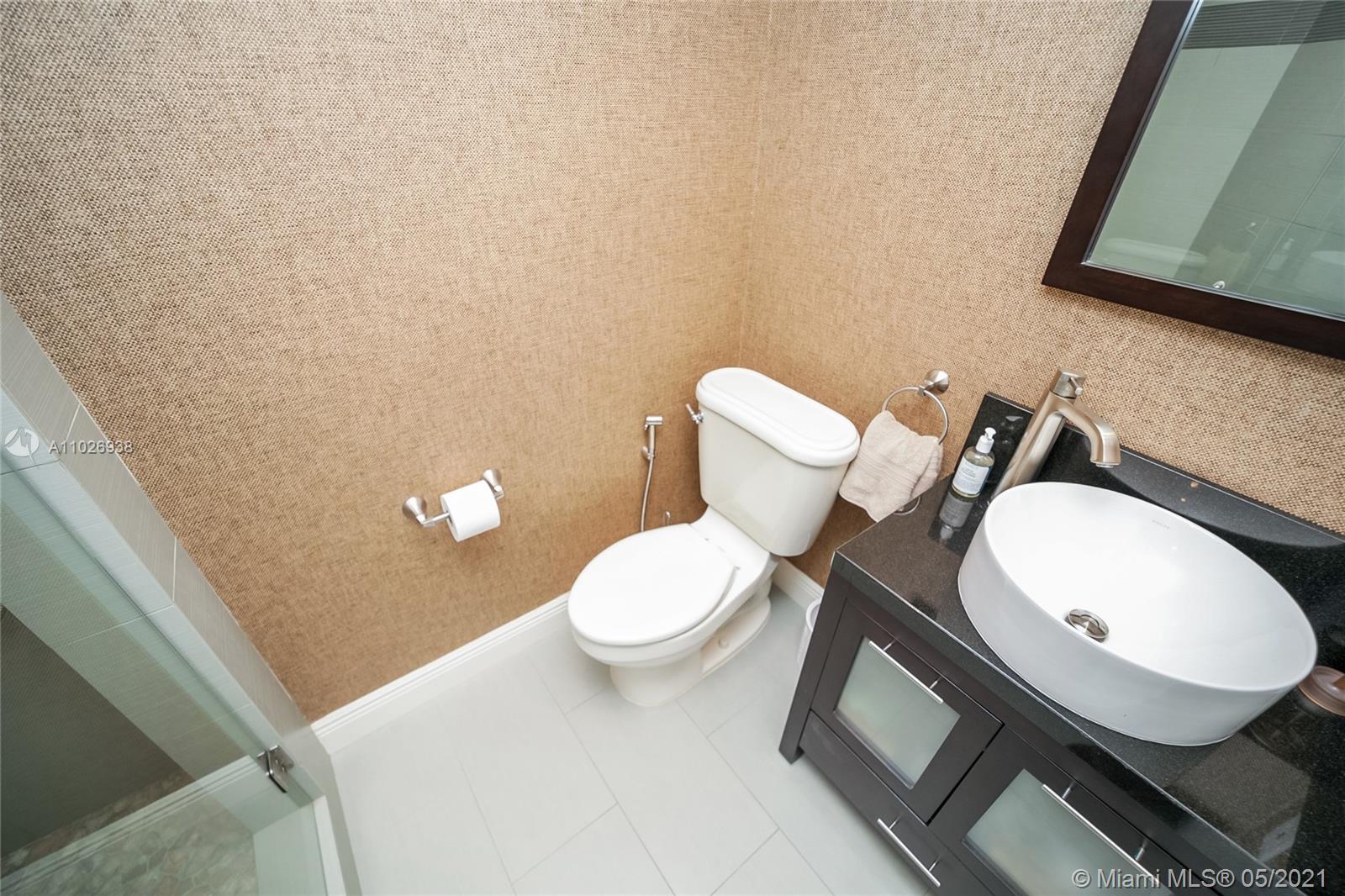 1 Century Ln #408 Miami Beach, FL 33139