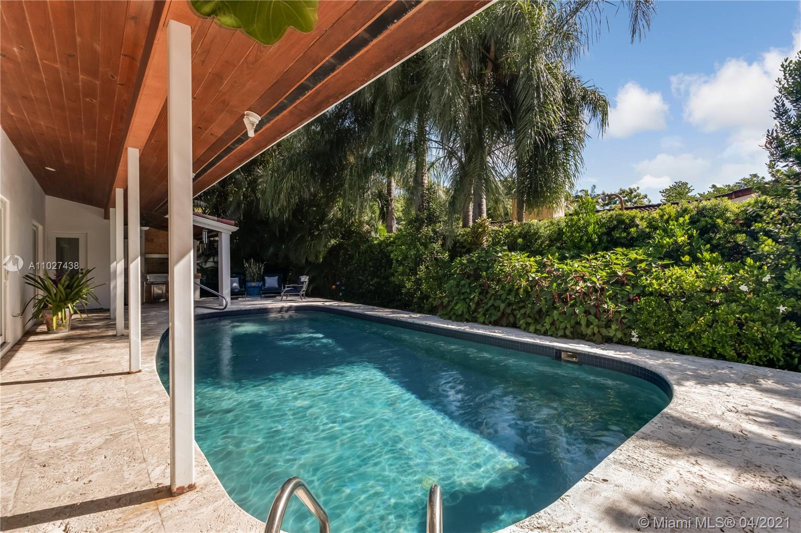 3681 N Prospect Dr Coconut Grove, FL 33133