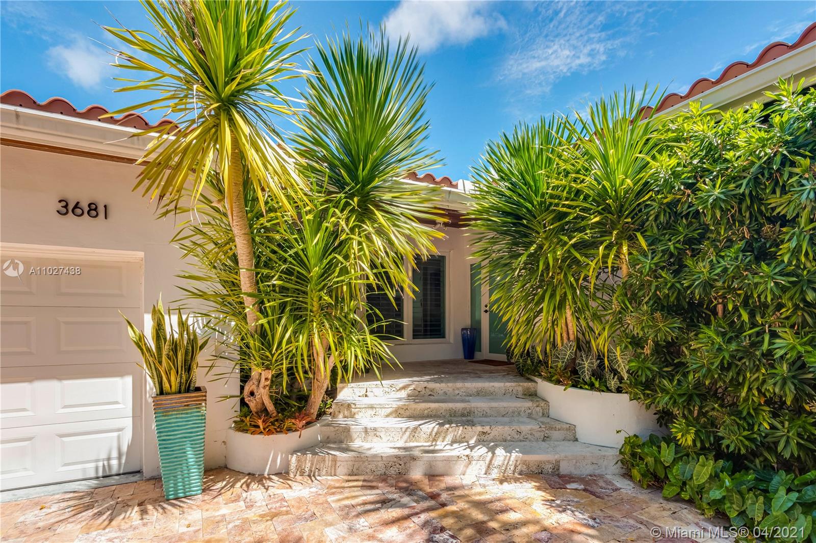 3681 N Prospect Dr Coconut Grove, FL 33133