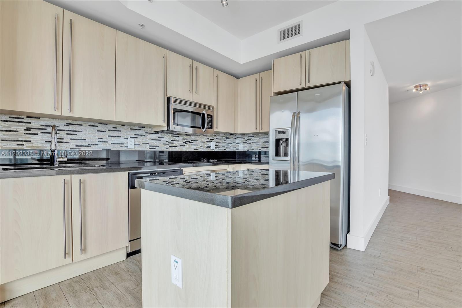 1111 SW 1st Ave #3719-N Miami, FL 33130