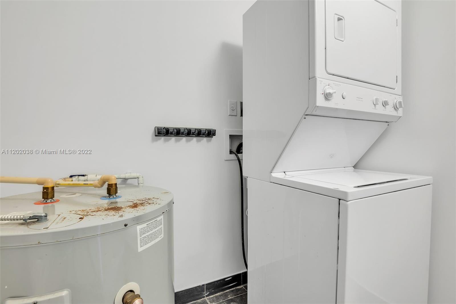 1111 SW 1st Ave #3719-N Miami, FL 33130