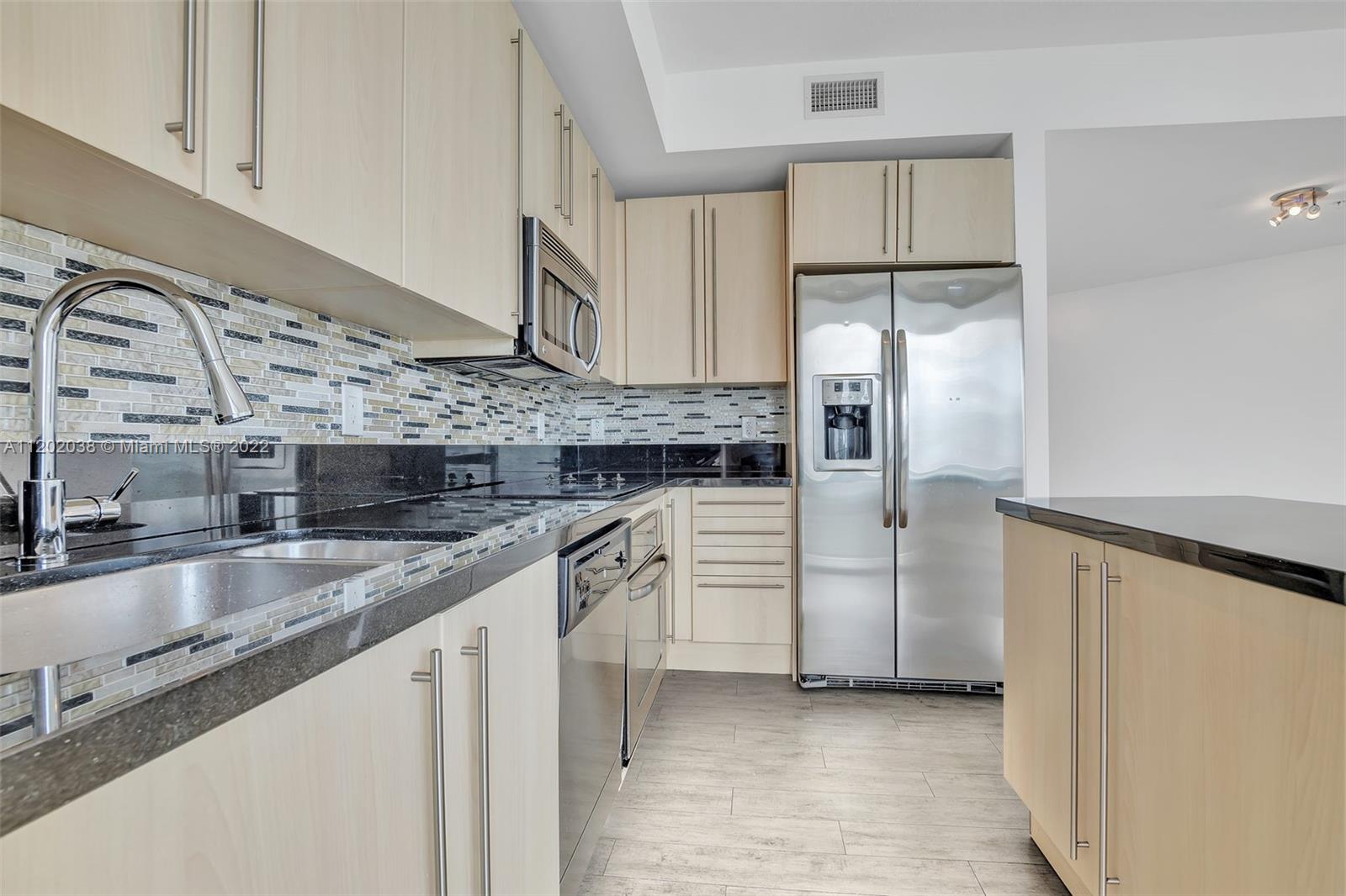 1111 SW 1st Ave #3719-N Miami, FL 33130